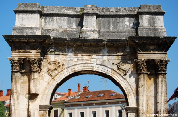 Arch of the Sergii, Roman architecture in Pula, Croatia