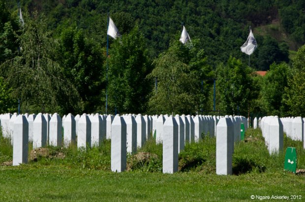 Srebrenica graves