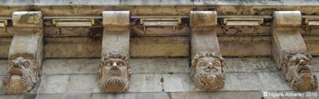 A closer look at the heads