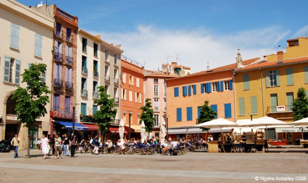 Colourful town square in Perpignan