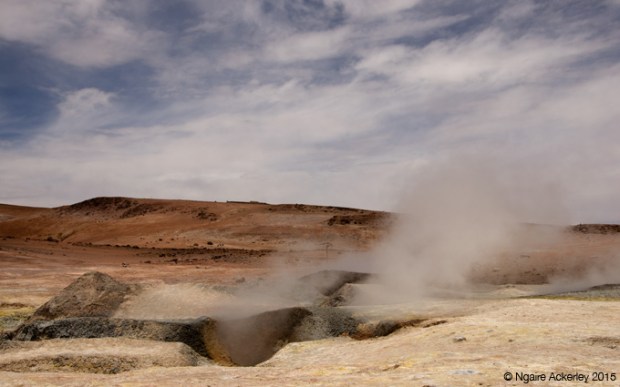 Geyer during the Salar de Uyuni tour