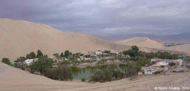 Huacachina lagoon