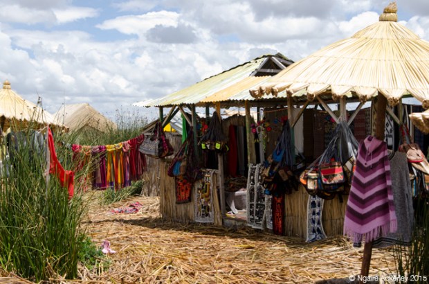 Uros shops