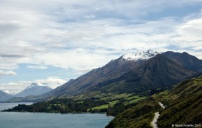 Road around Lake Wakatipu