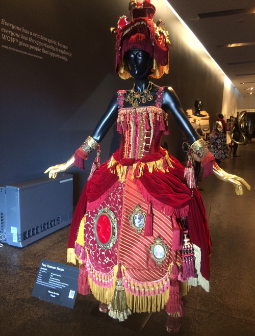 WOW Museum fashion items