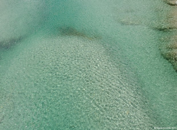 Clear water, blue (green) pools 